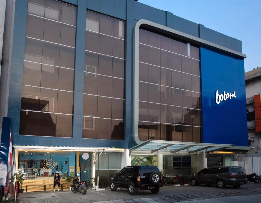 J Hotel Medan Buitenkant foto