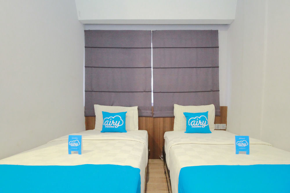 J Hotel Medan Buitenkant foto